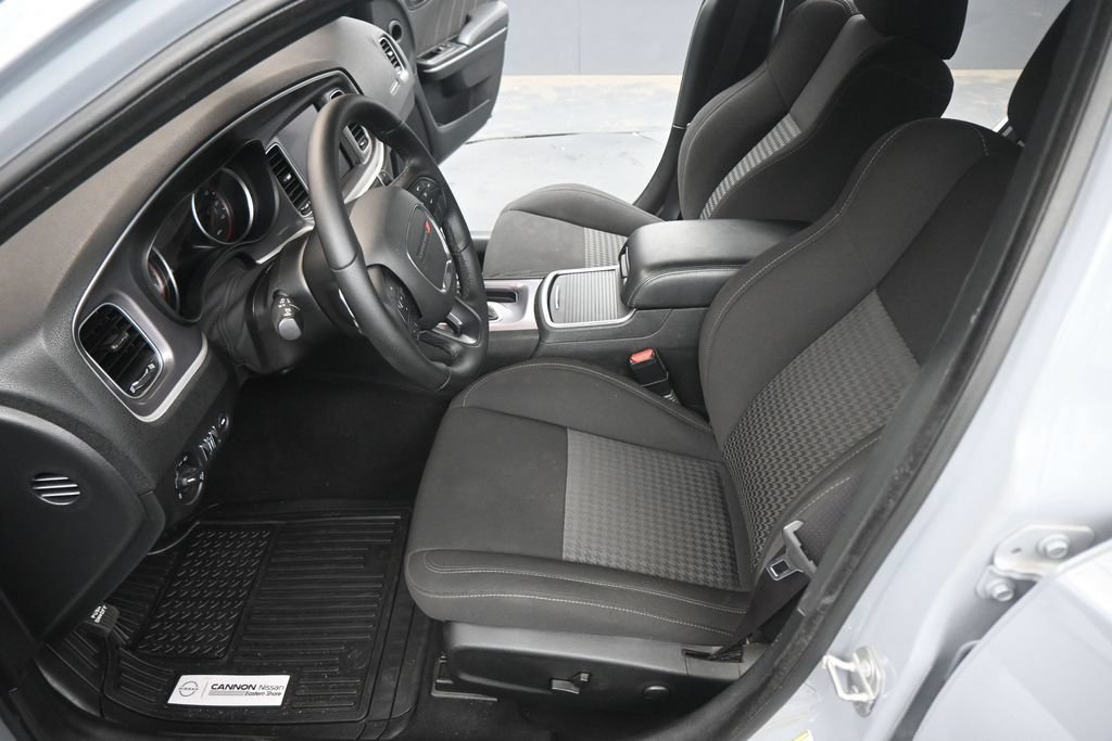 Used 2022 Dodge Charger GT w/ Navigation & Travel Group RWD image 9