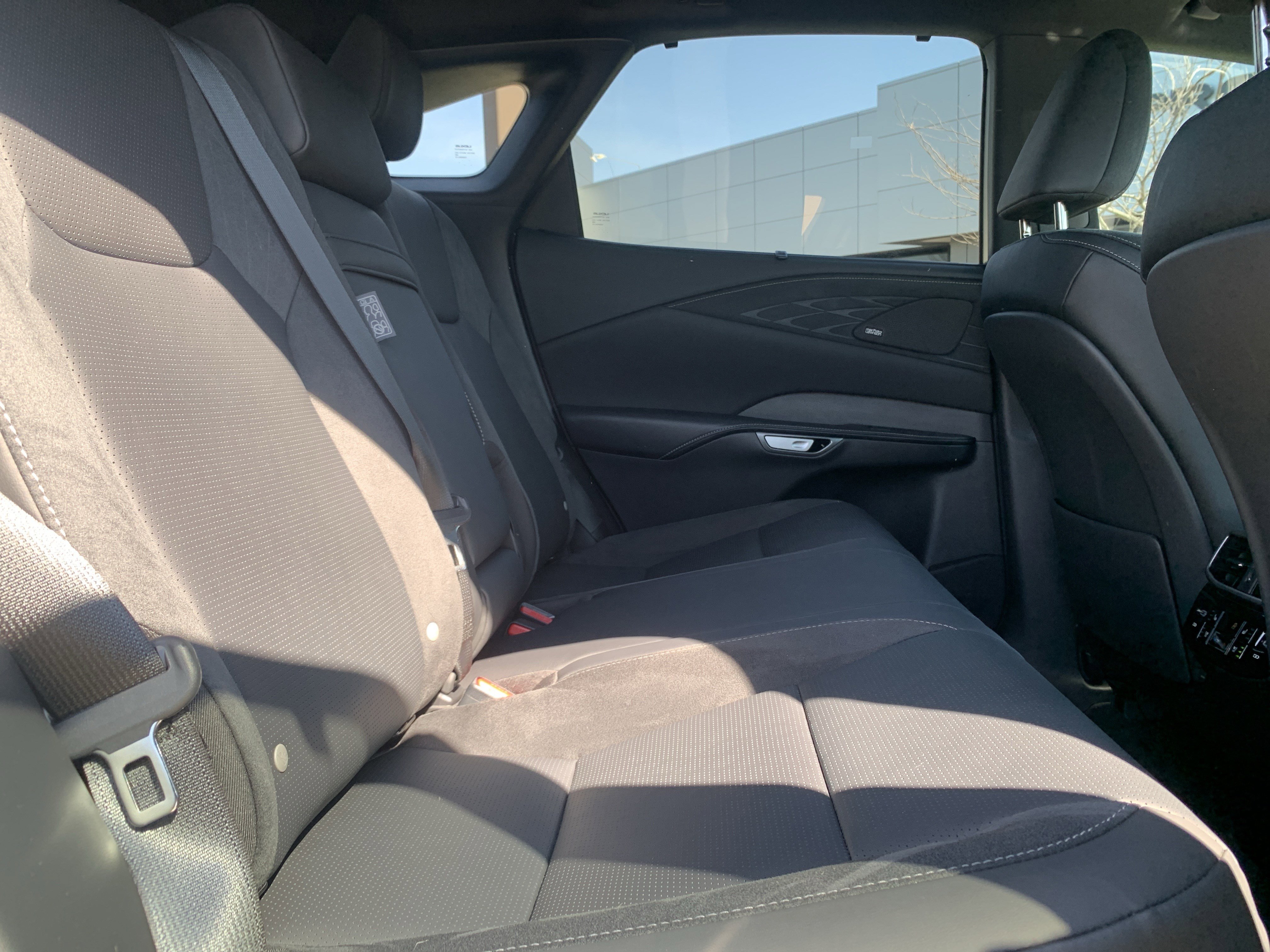 Used 2025 Lexus RX 350 350h Luxury w/ Convenience Package image 33