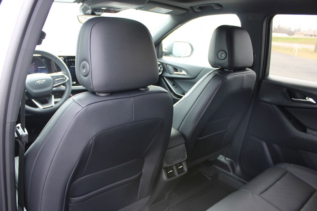 New 2026 Chevrolet Equinox LT image 25