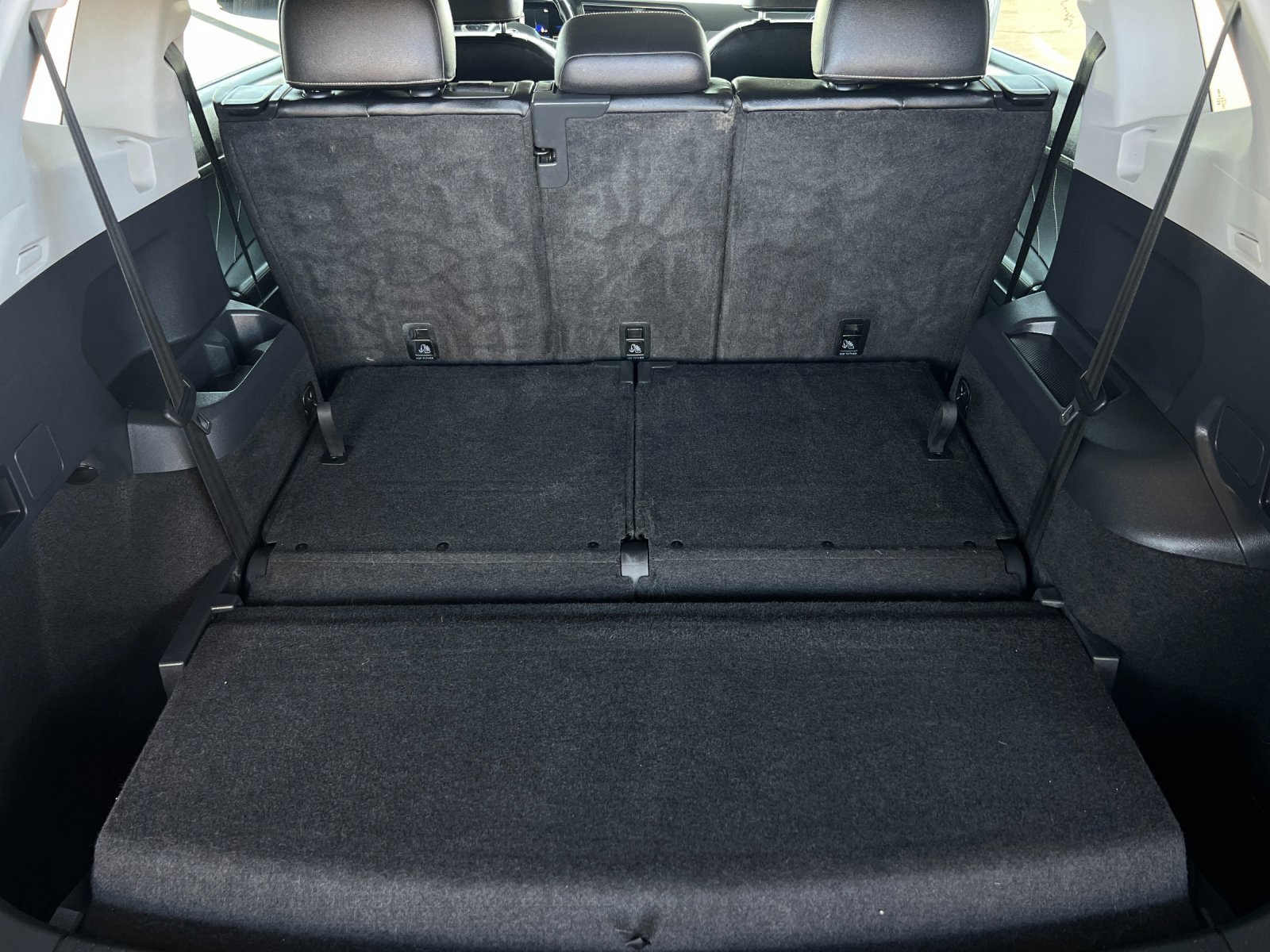 Used 2022 Volkswagen Tiguan SE image 15