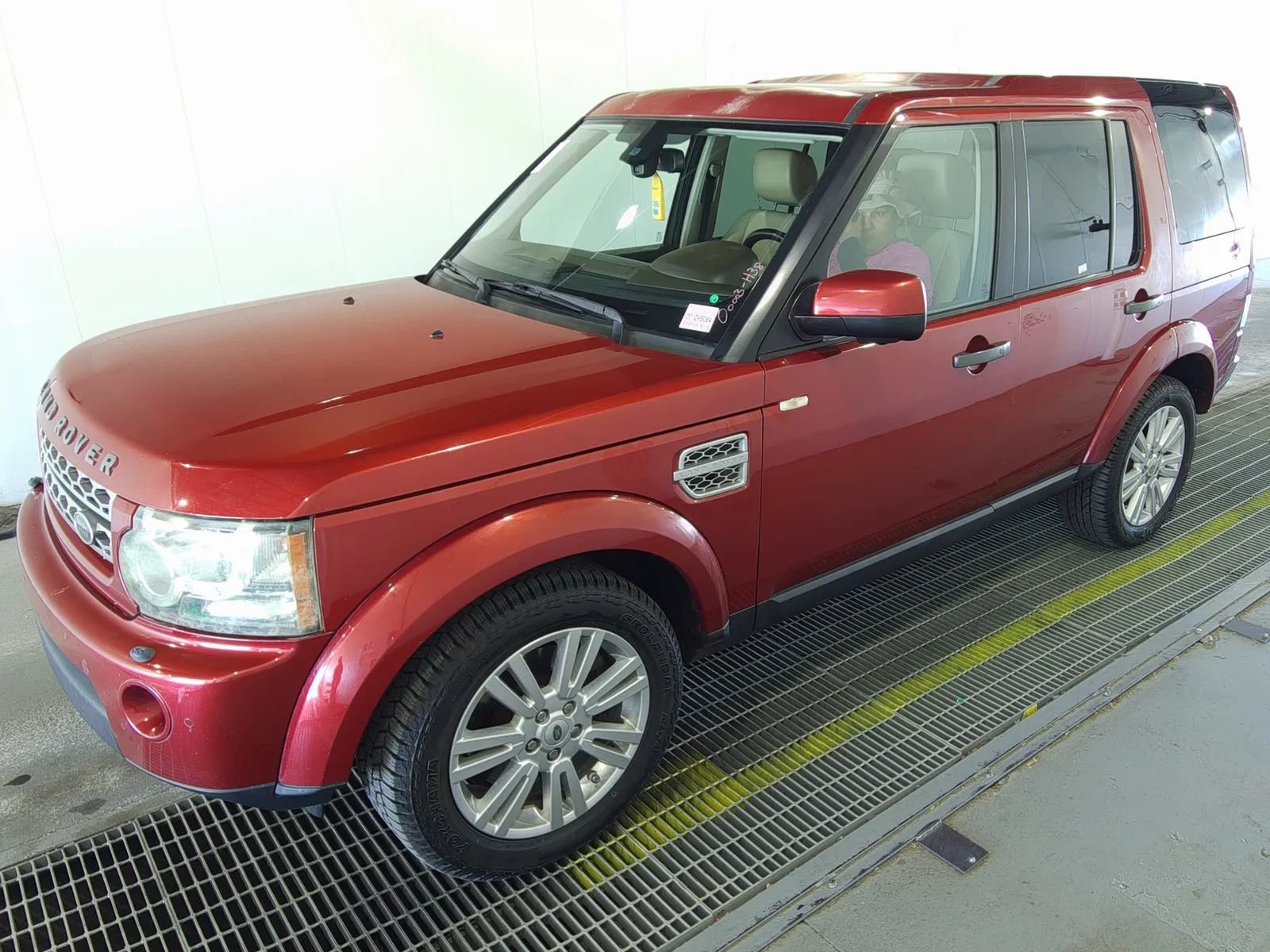 Used 2011 Land Rover LR4 HSE LUX