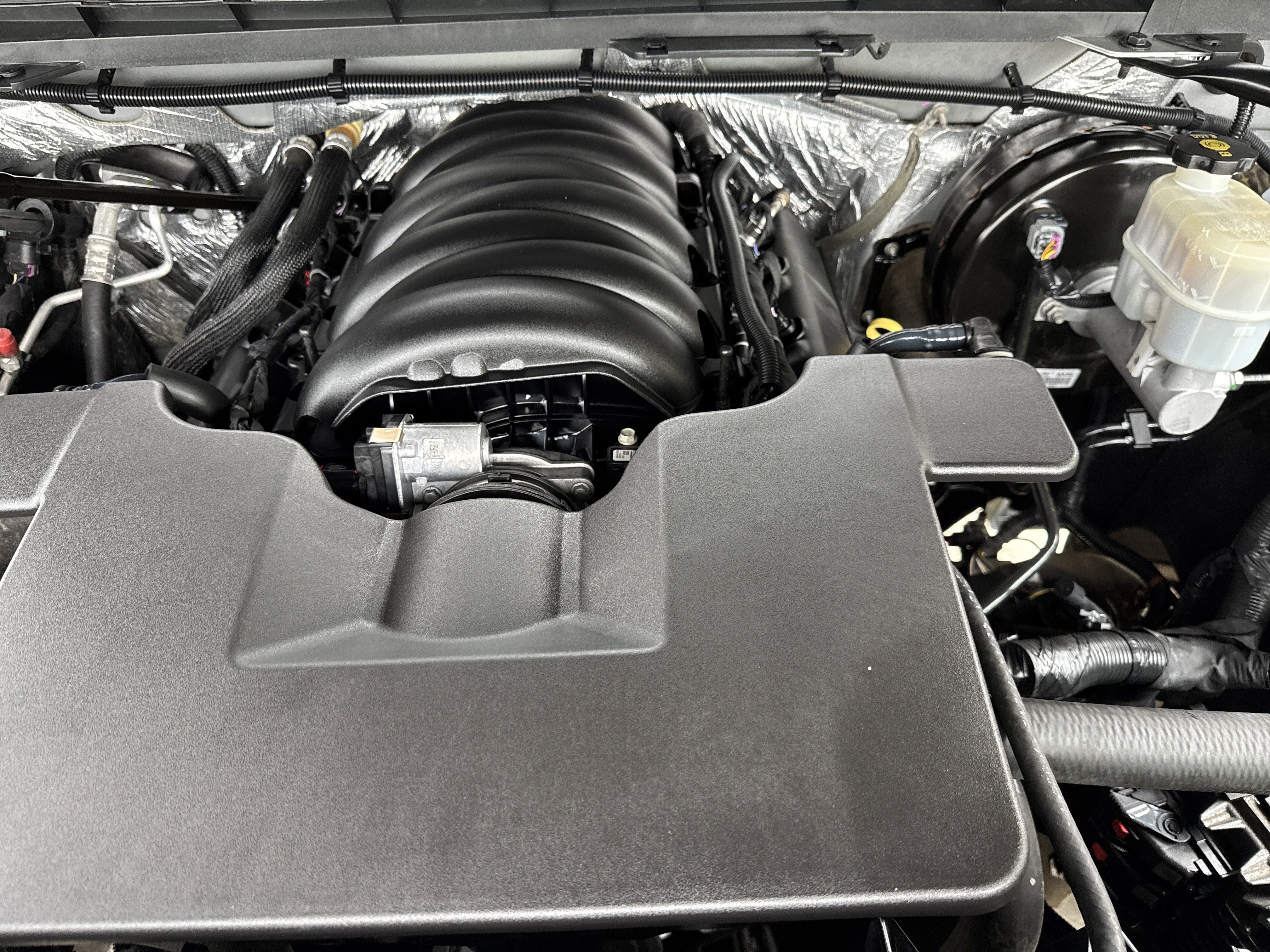 Used 2014 GMC Sierra 1500 SLE w/ SLE Value Package AWD/4WD image 19