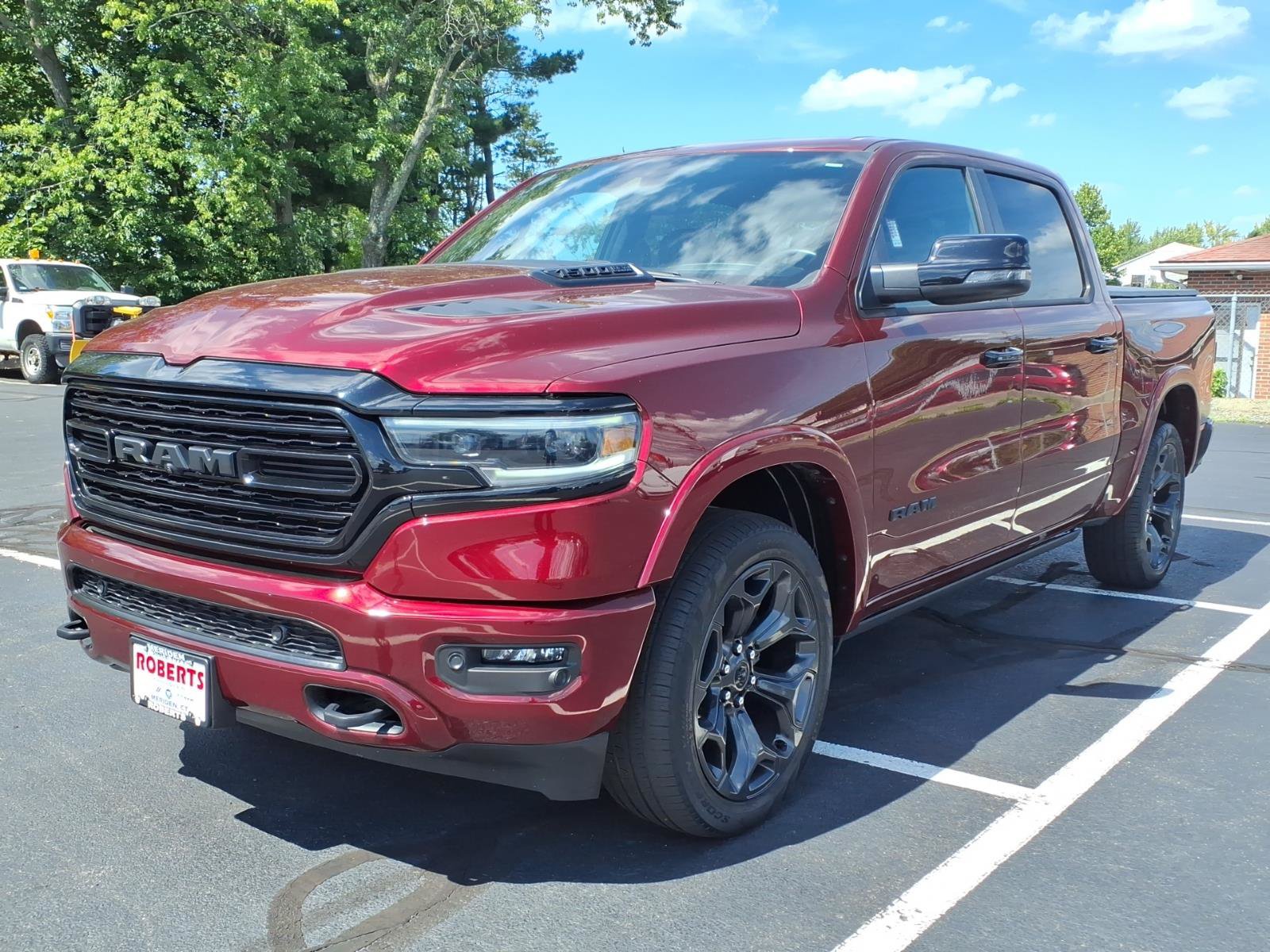 Used 2023 RAM 1500 Limited AWD/4WD image 2