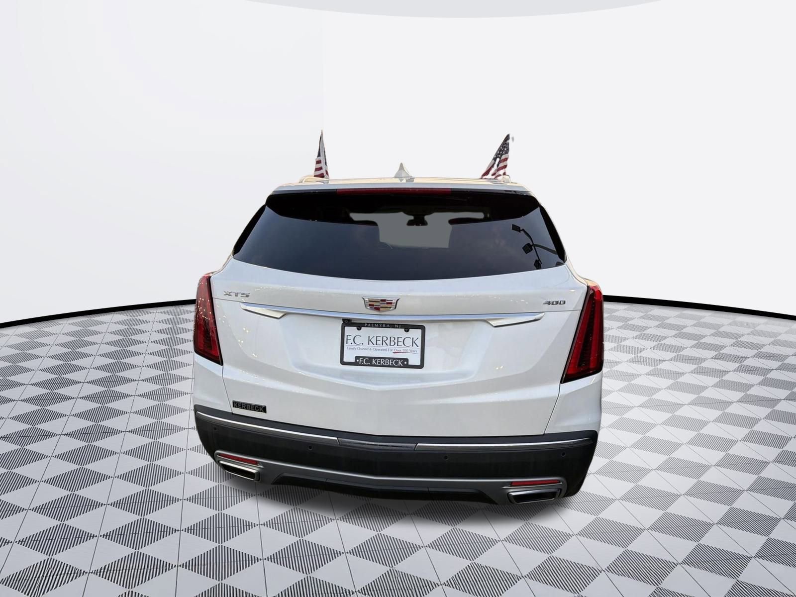 Certified 2024 Cadillac XT5 Premium Luxury w/ LPO, Floor Liner Package image 7