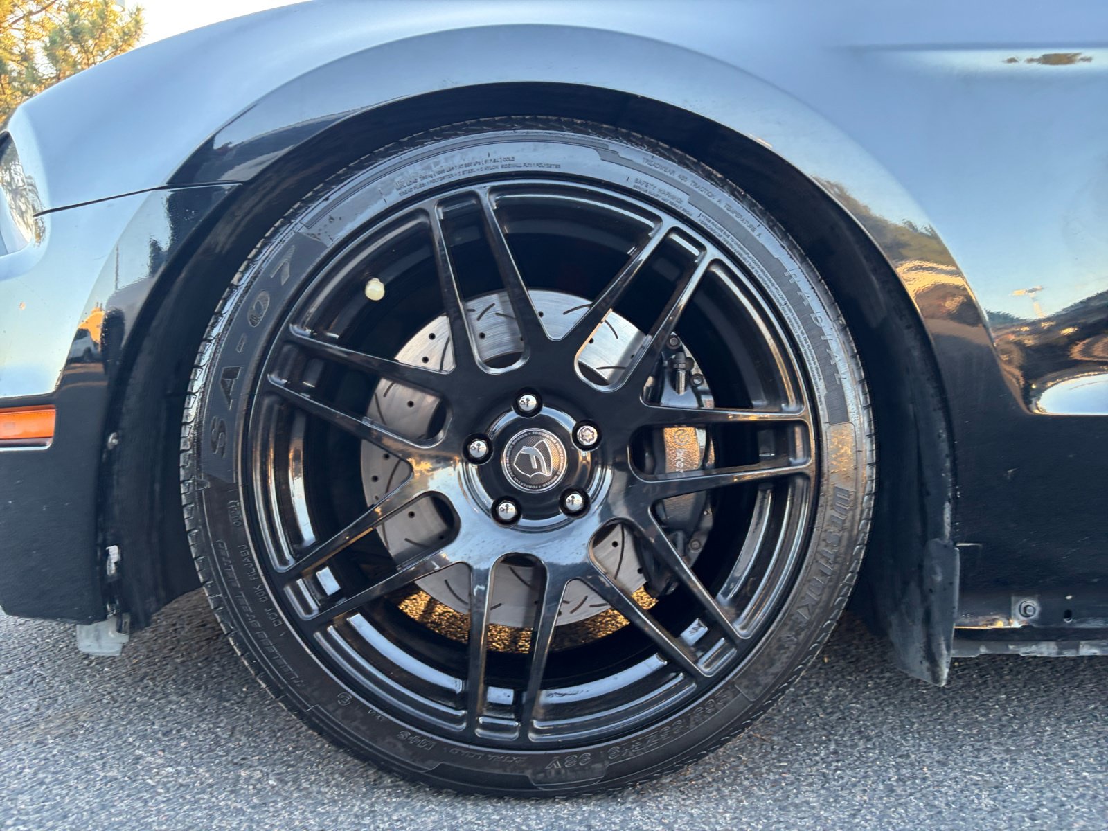 Used 2012 Ford Mustang Shelby GT500 w/ SVT Performance Pkg RWD image 11