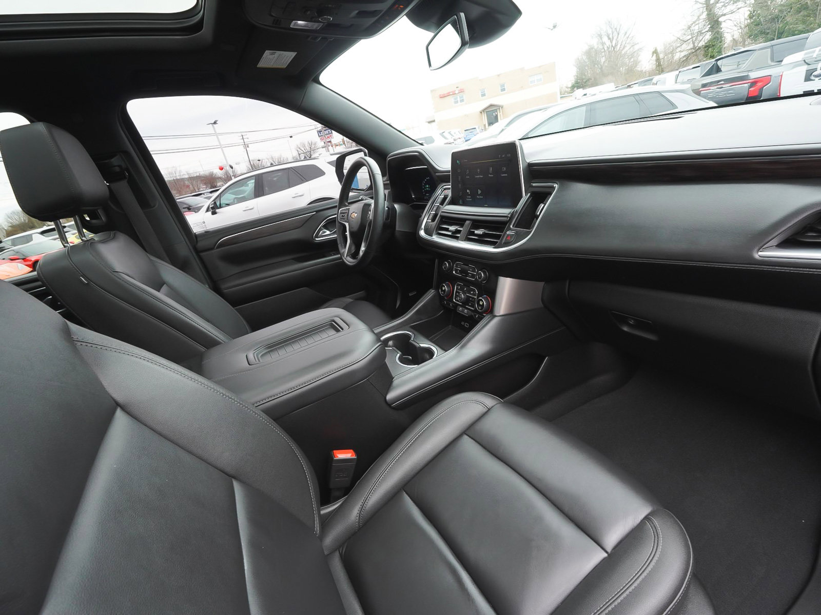 Used 2024 Chevrolet Tahoe LT w/ LT Signature Plus Package image 46