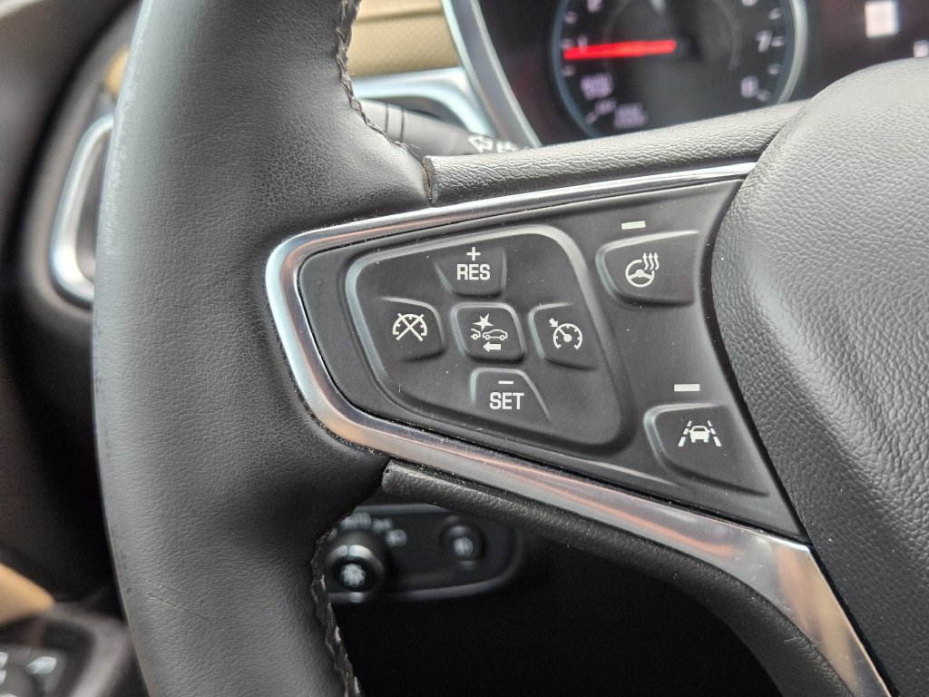 Used 2024 Chevrolet Equinox Premier FWD image 27