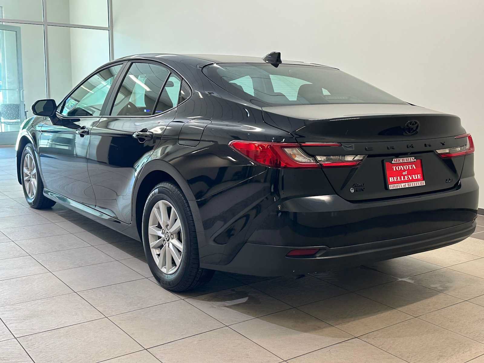 Certified 2025 Toyota Camry LE AWD/4WD image 4