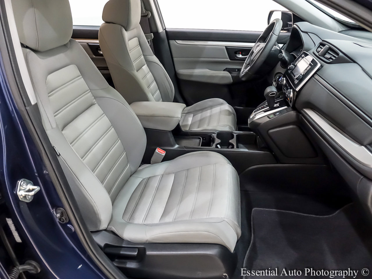 Used 2020 Honda CR-V LX image 29