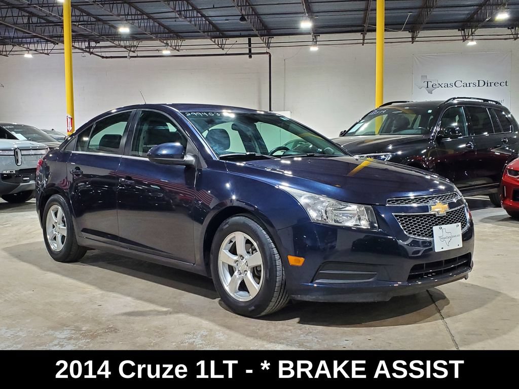 Used 2014 Chevrolet Cruze LT FWD image 3