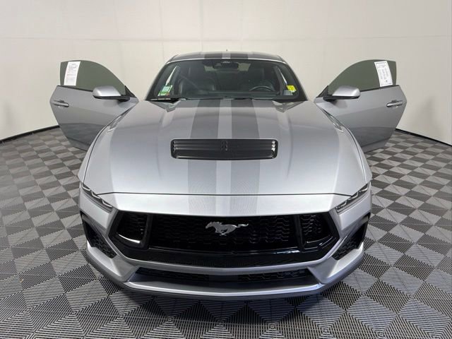Used 2024 Ford Mustang GT Premium image 7