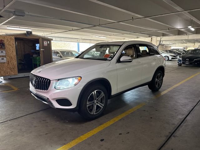 Used 2016 Mercedes-Benz GLC 300 image 1