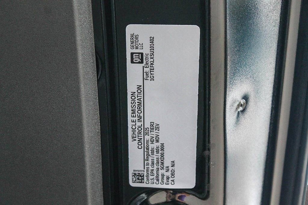 Used 2025 Cadillac Escalade IQ Sport 2 image 17