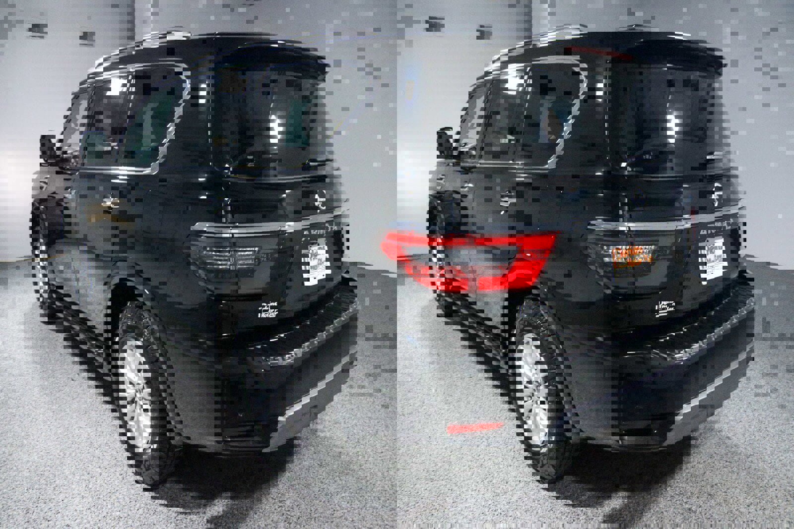 Used 2023 Nissan Armada SV w/ Cargo Package image 9