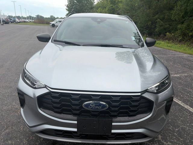 Used 2023 Ford Escape ST-Line AWD/4WD image 5