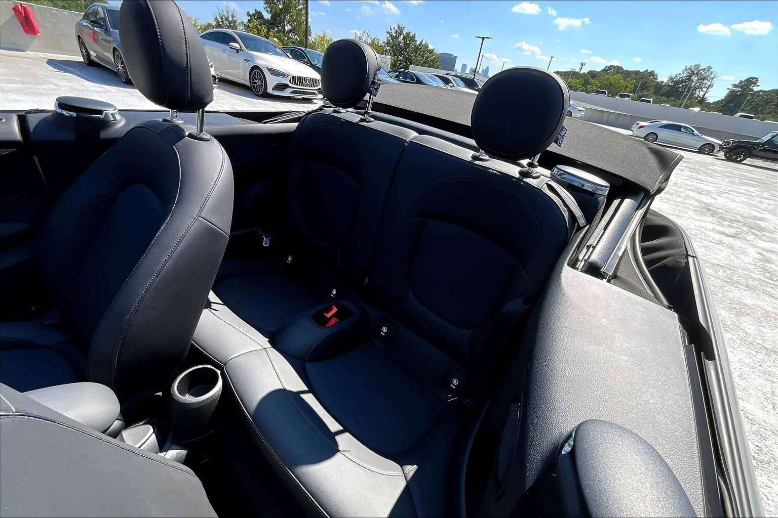 Used 2023 MINI Cooper Cooper image 35