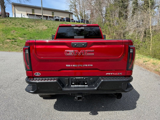 Used 2026 GMC Sierra 2500 AT4X image 8
