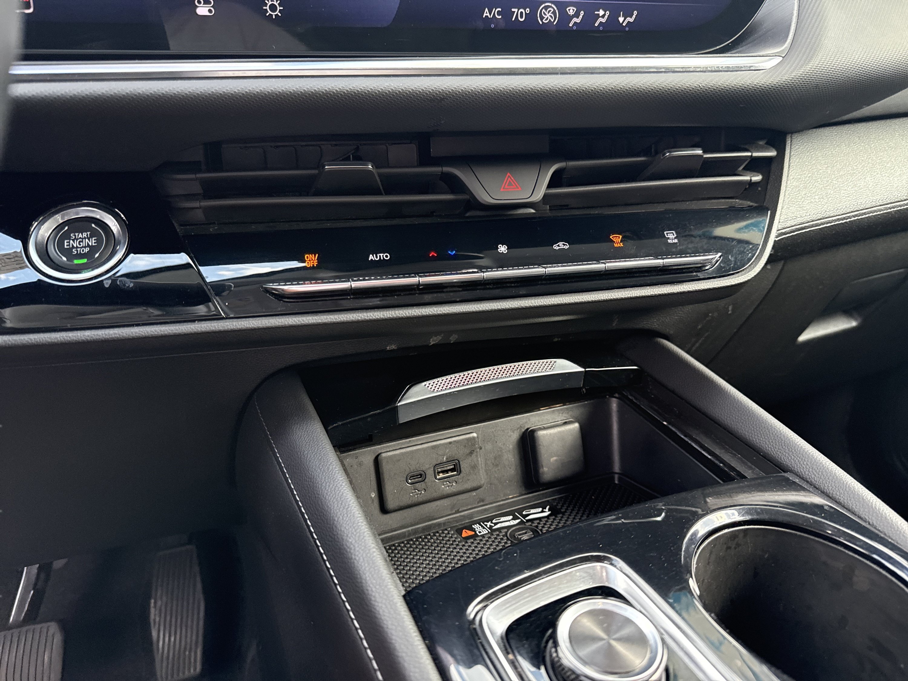 Used 2024 Buick Envision Preferred AWD/4WD image 11