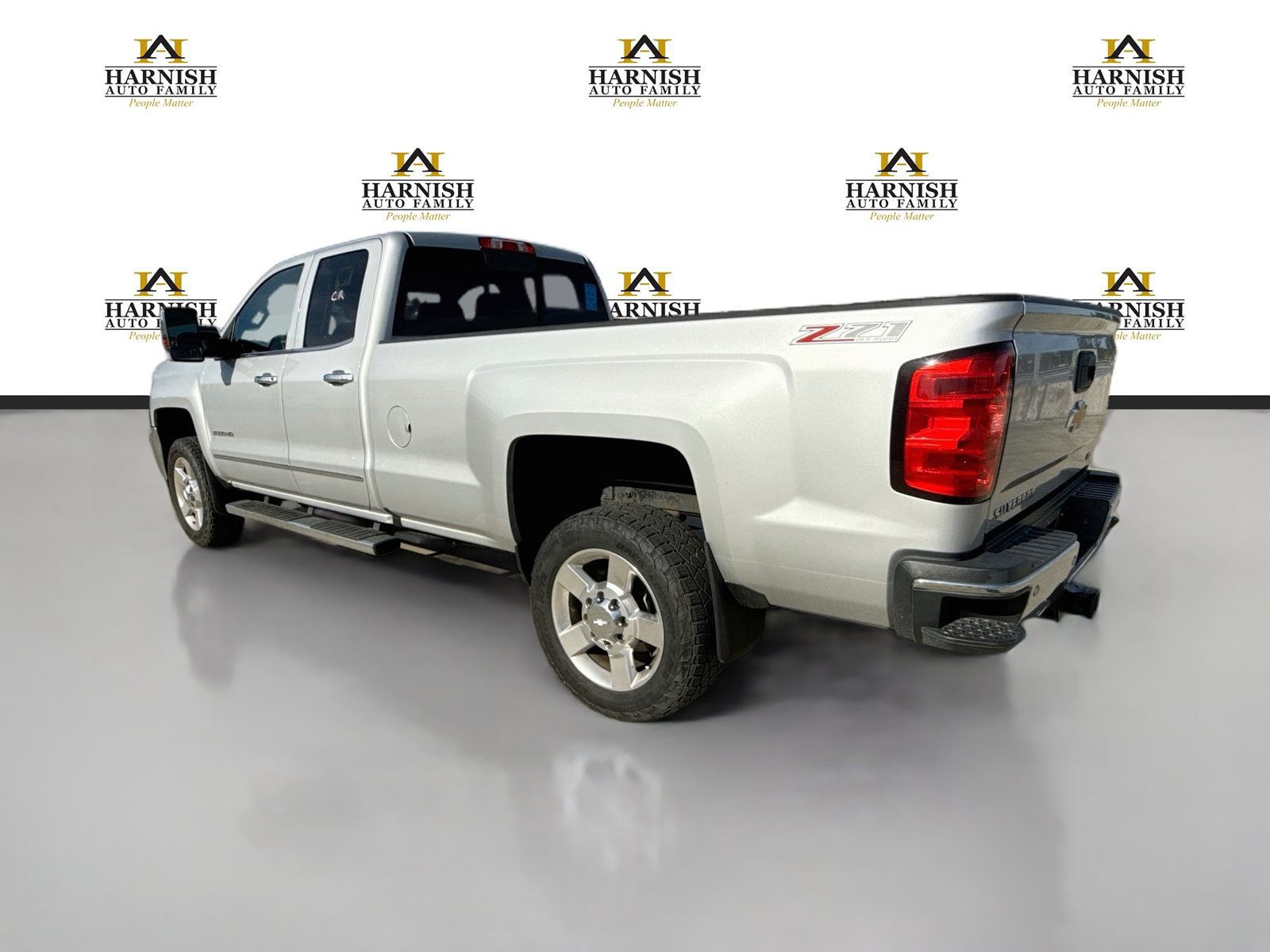 Used 2017 Chevrolet Silverado 2500 LTZ w/ Vortec Plus Package AWD/4WD image 3
