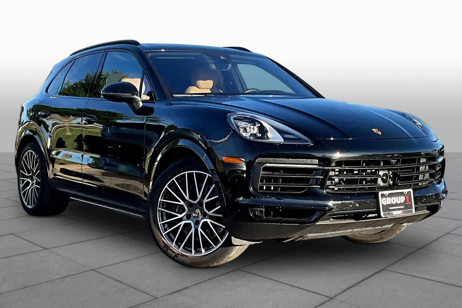 Used 2023 Porsche Cayenne image 3
