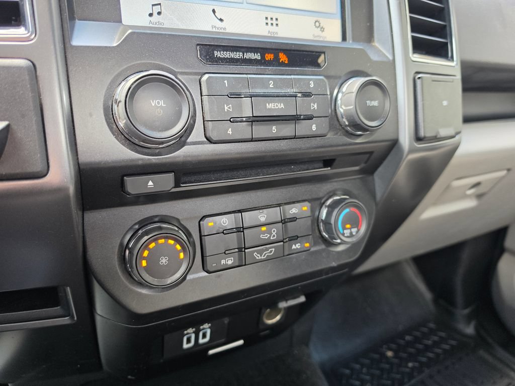 Used 2018 Ford F150 XLT RWD image 25