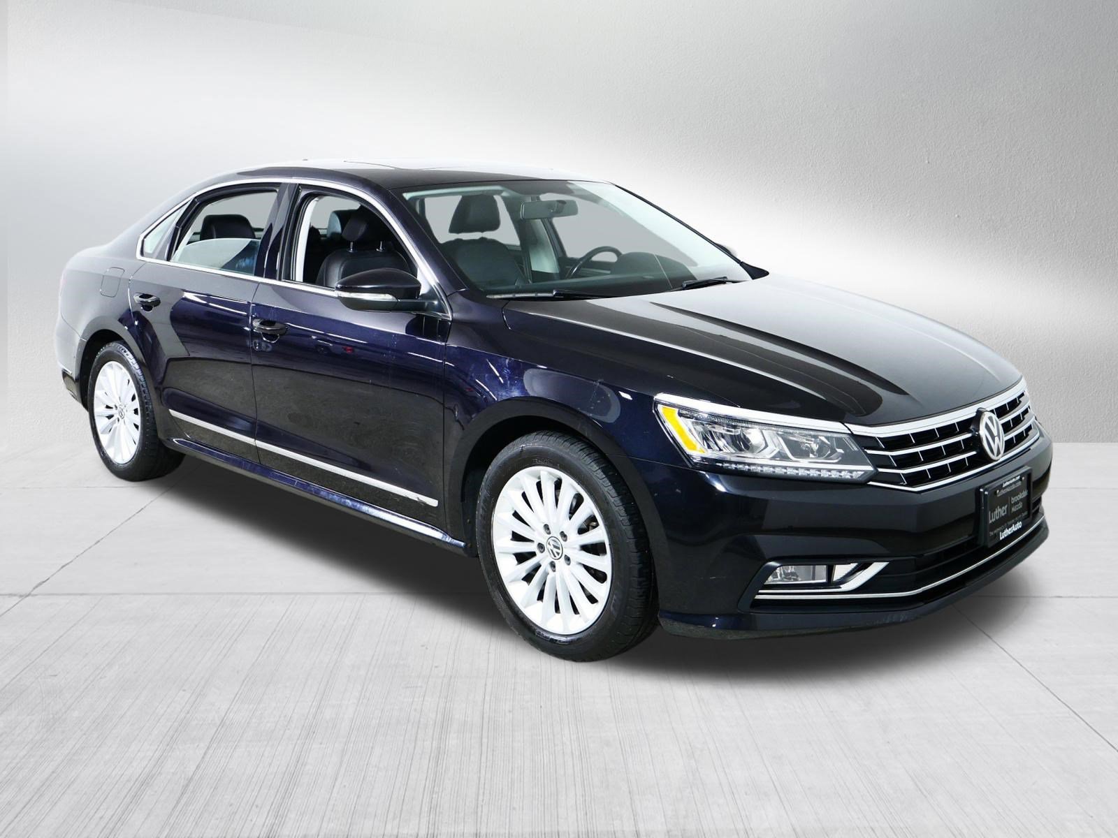 Used 2017 Volkswagen Passat 1.8T SE FWD image 1