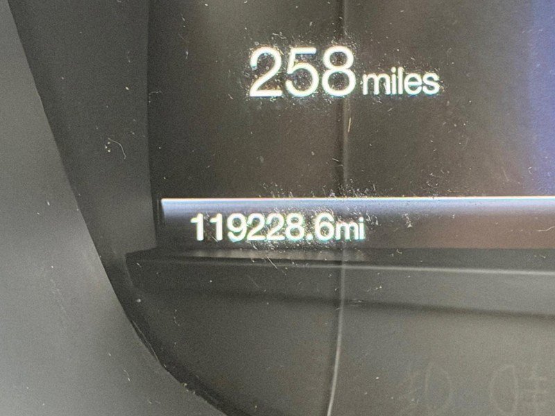 Used 2020 Ford Fusion SE image 20