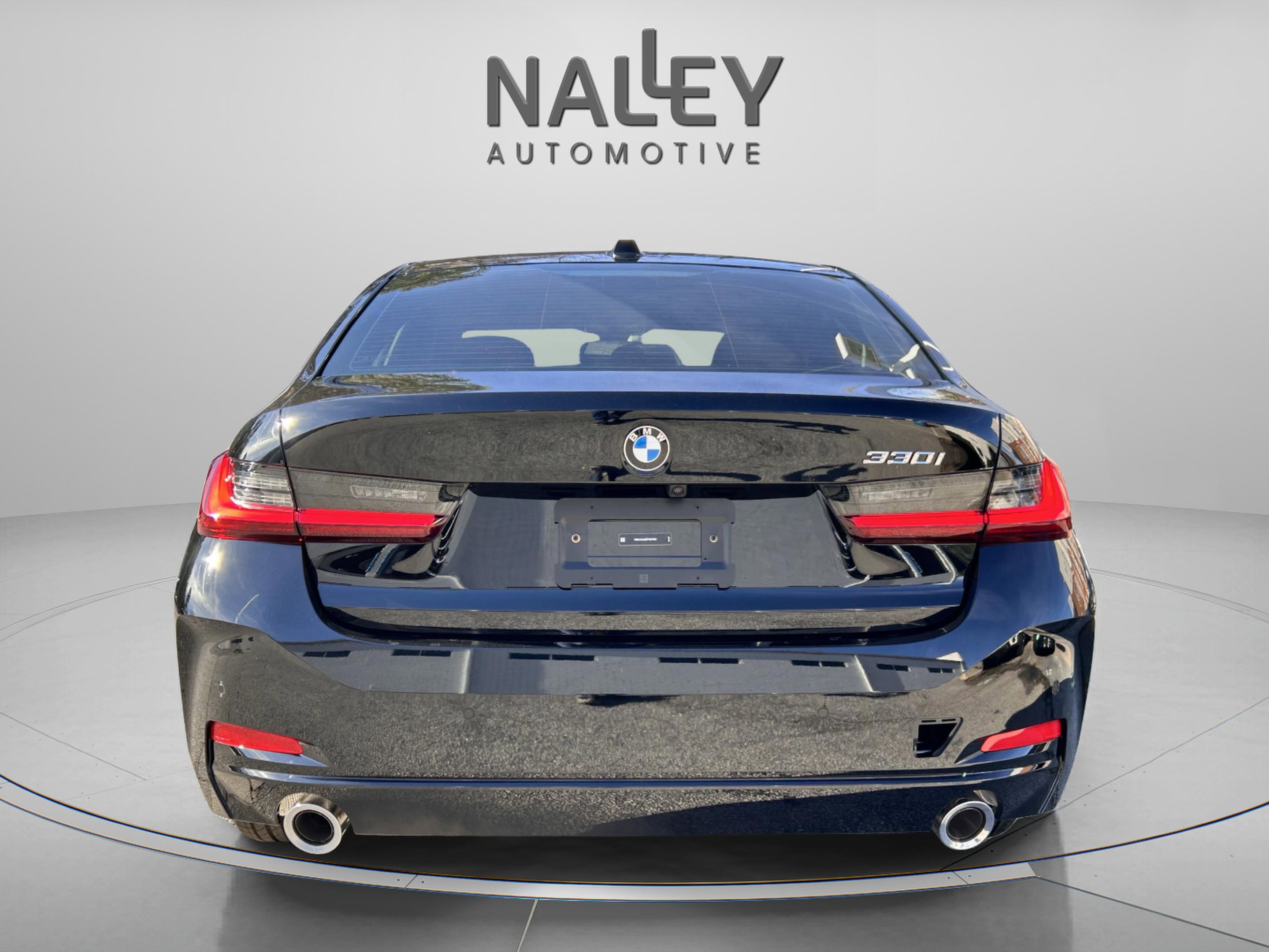 Used 2026 BMW 330i Sedan w/ Convenience Package image 4