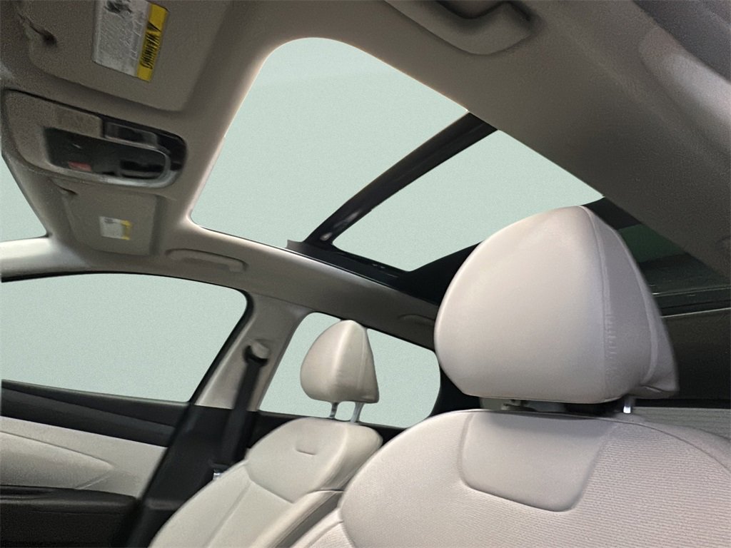 Certified 2025 Hyundai Tucson SEL image 11