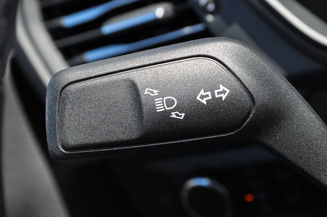 Used 2023 Ford Escape Active AWD/4WD image 32