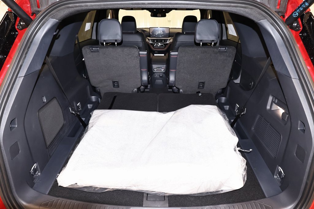 New 2026 Ford Explorer ST-Line w/ ST-Line Street Pack image 35