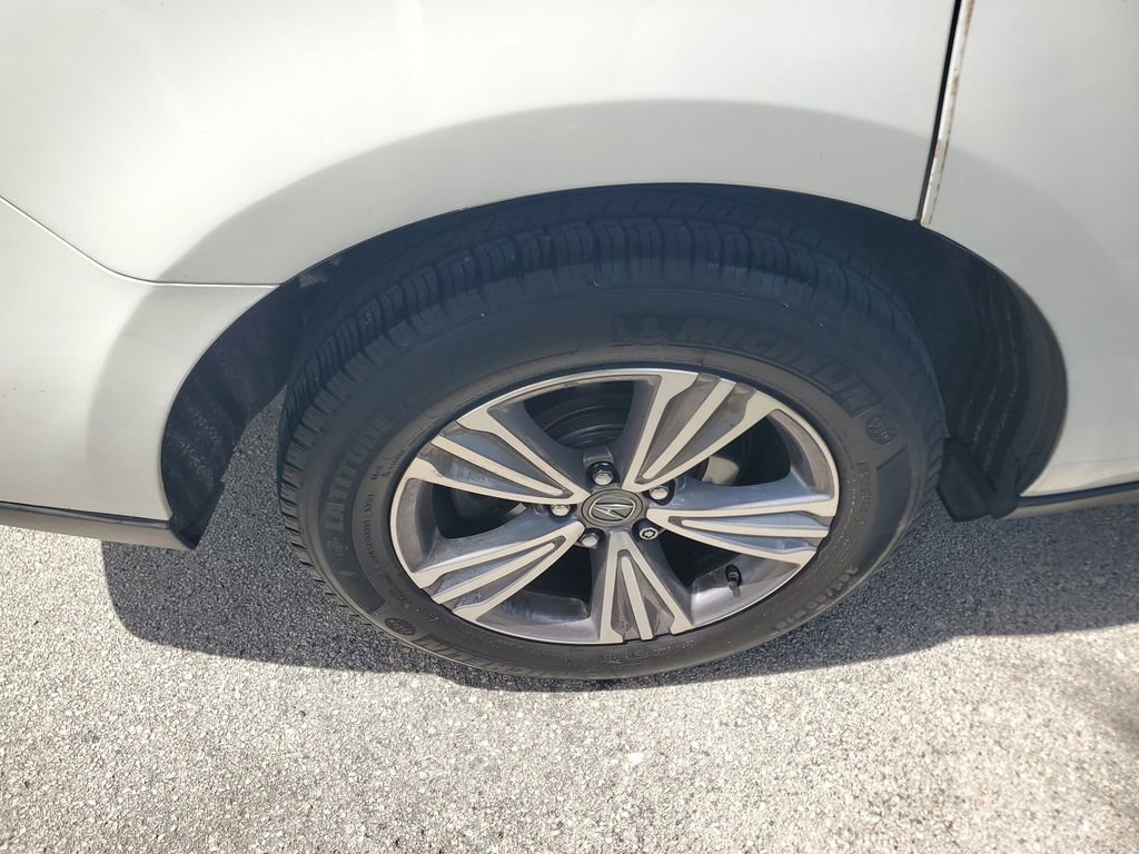 Used 2020 Acura MDX FWD image 9