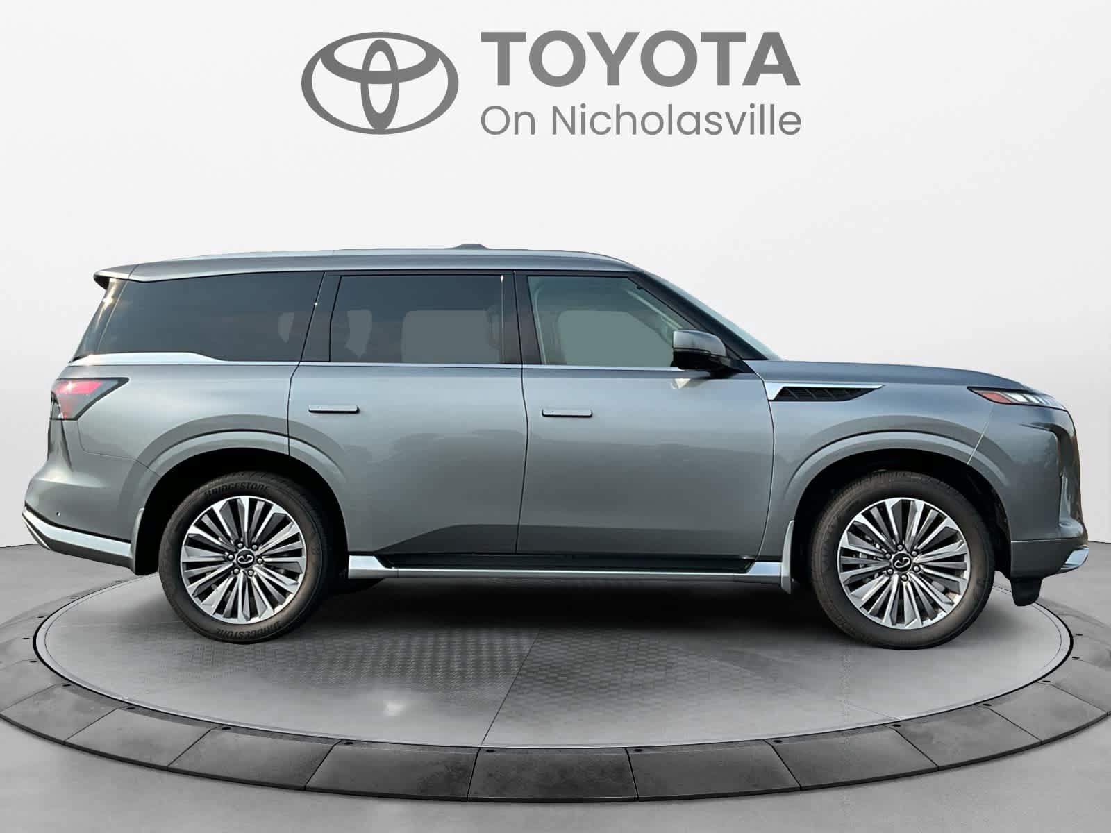 Used 2025 INFINITI QX80 Sensory w/ Exterior Package AWD/4WD image 5