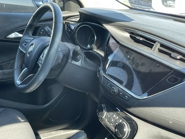 Used 2023 Buick Encore GX Preferred w/ Cold Weather Comfort Package FWD image 9