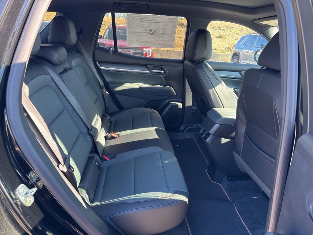 New 2026 GMC Terrain AT4 w/ LPO, Black Badging Package image 25