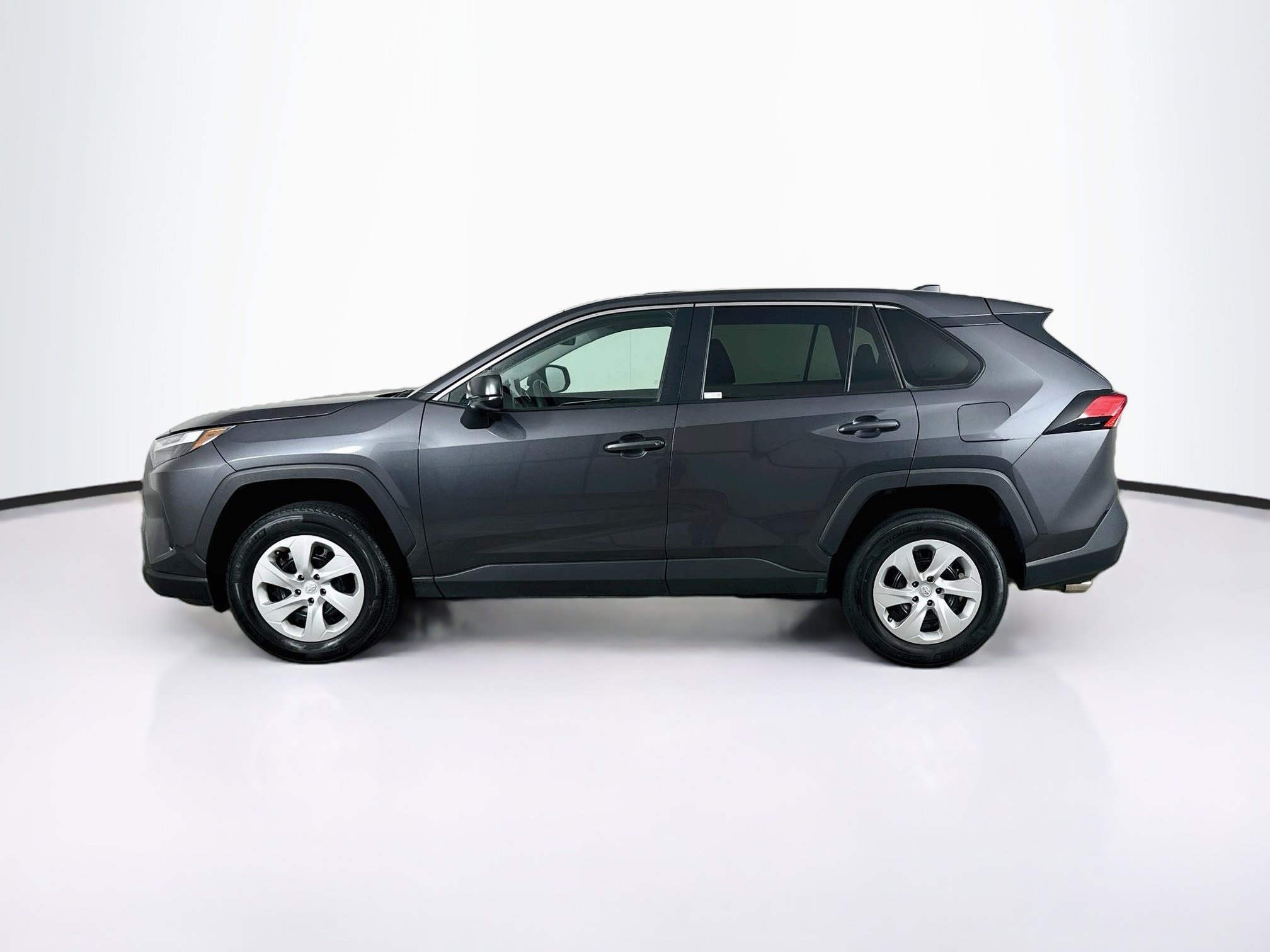Used 2025 Toyota RAV4 LE FWD image 5