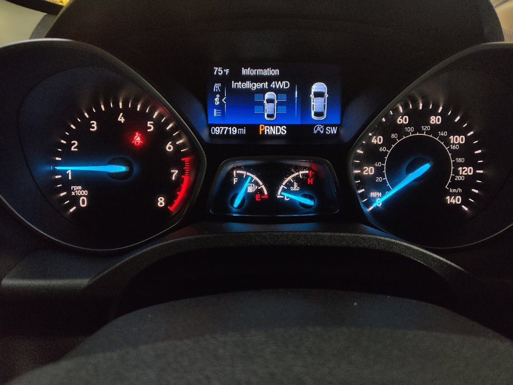 Used 2018 Ford Escape SE w/ SE Sync 3 Package AWD/4WD image 23