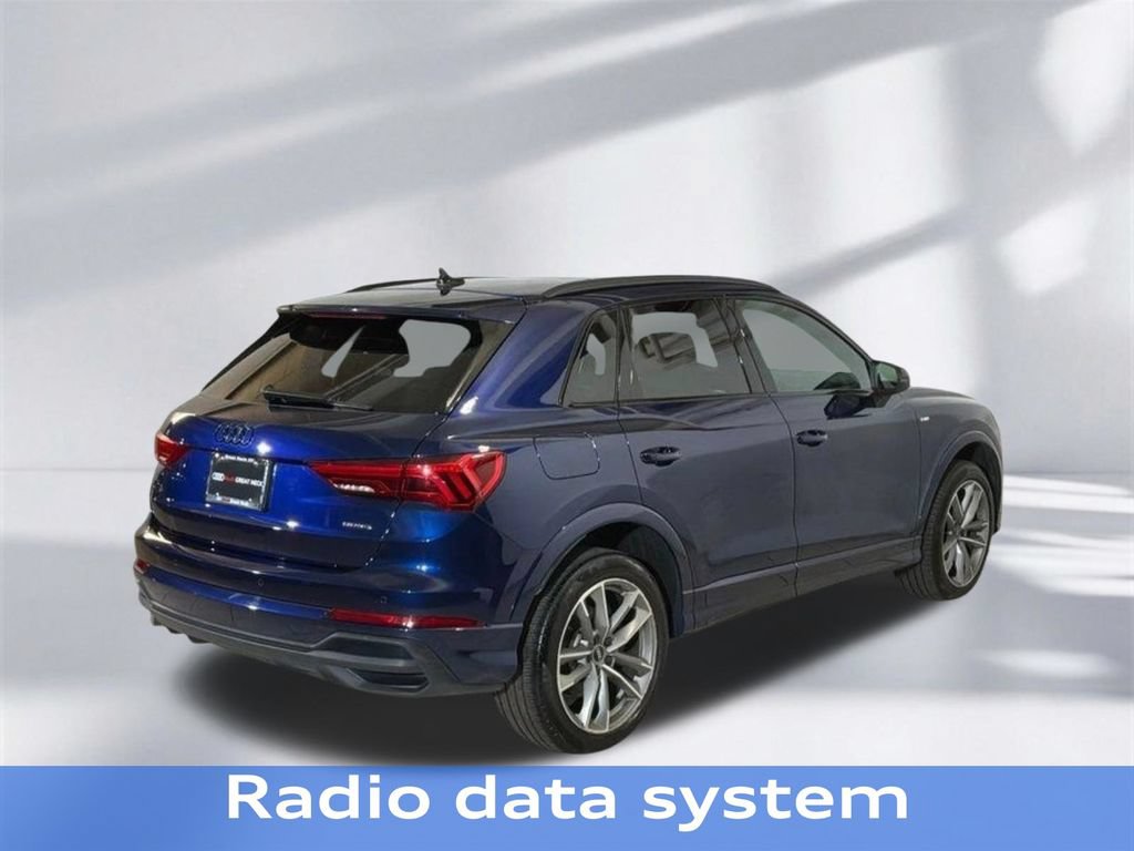 Used 2023 Audi Q3 2.0T Premium w/ Black Optic Sport Package AWD/4WD image 10