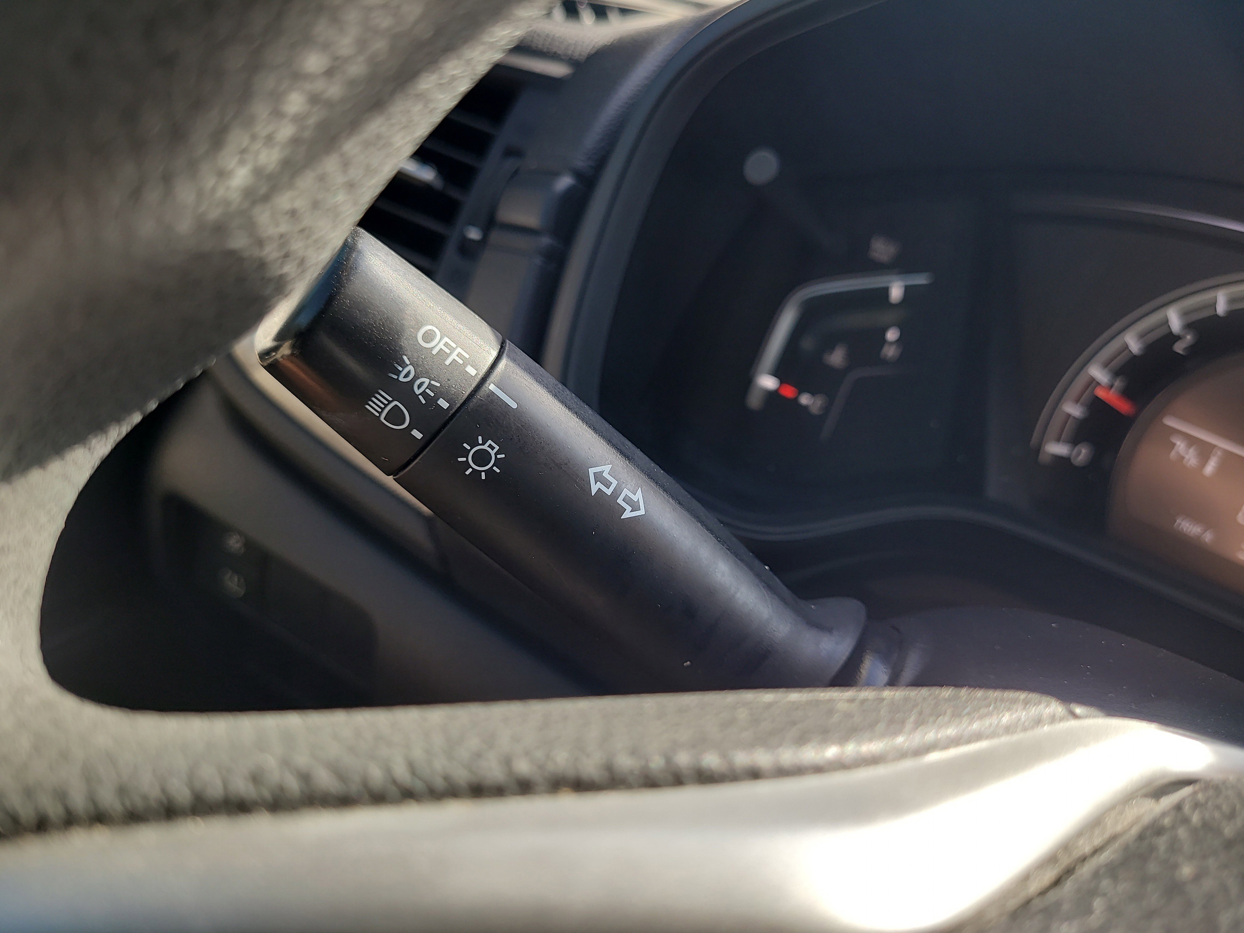 Used 2018 Honda CR-V LX image 30