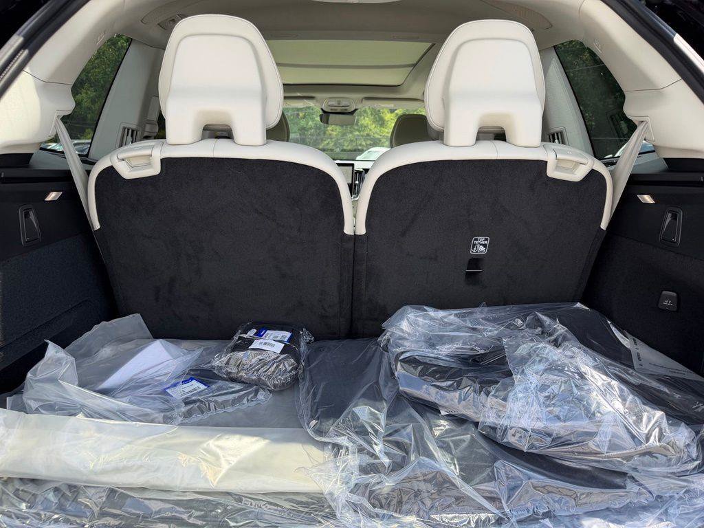 New 2026 Volvo XC90 T8 Ultra w/ Protection Package Premier AWD/4WD image 26
