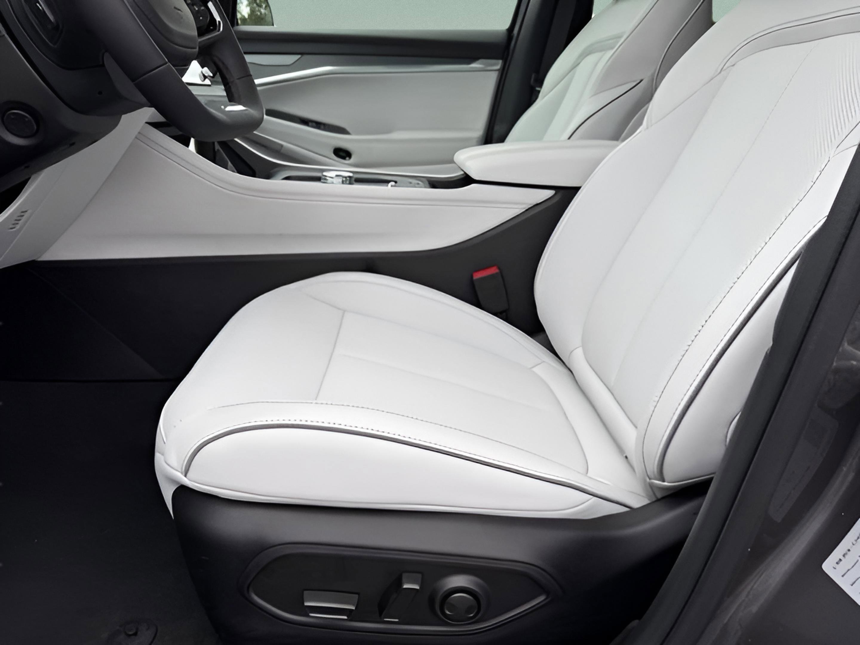 New 2025 Jeep Wagoneer S Limited w/ Comfort Package image 18