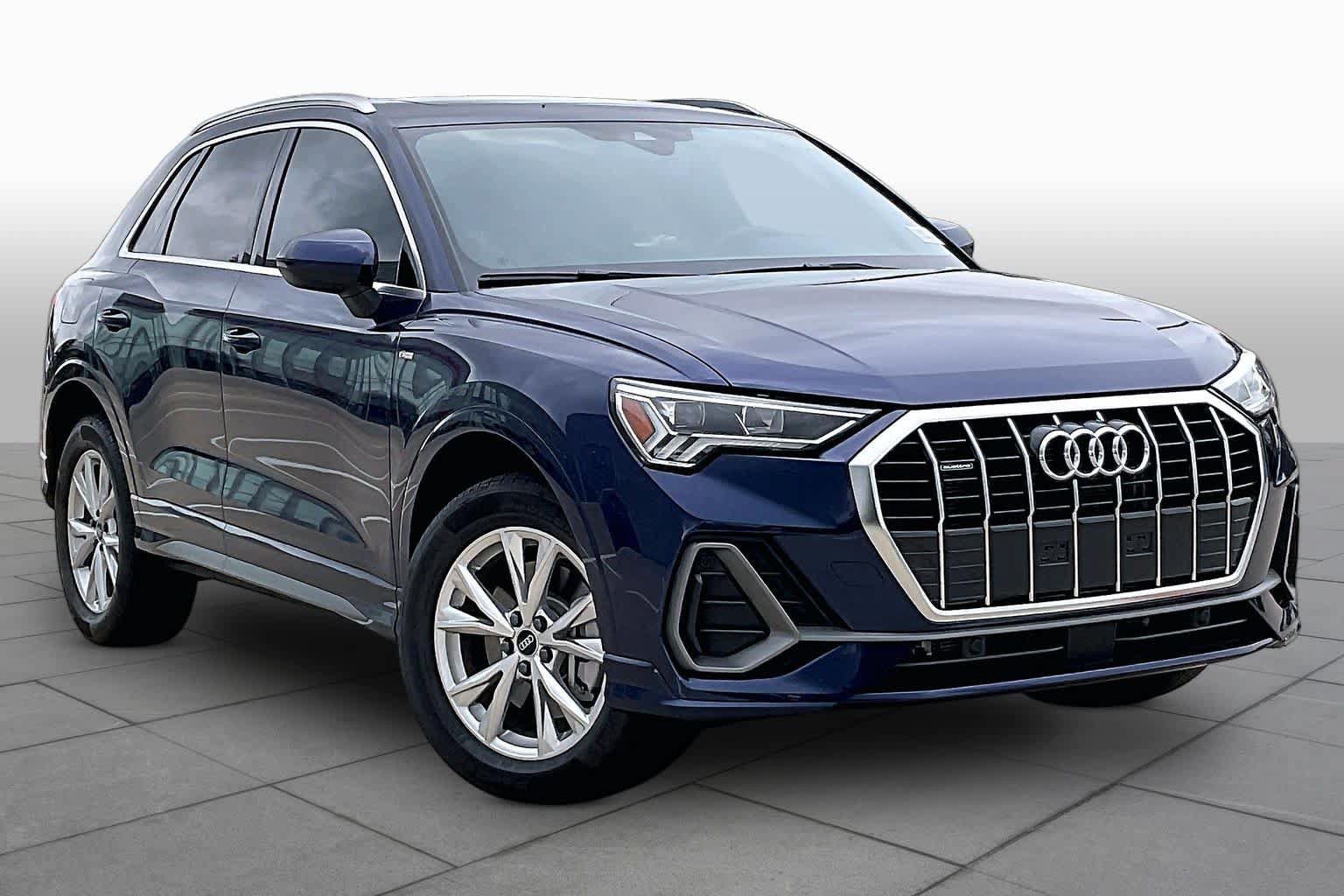 Used 2025 Audi Q3 2.0T Premium w/ Convenience Package AWD/4WD image 3