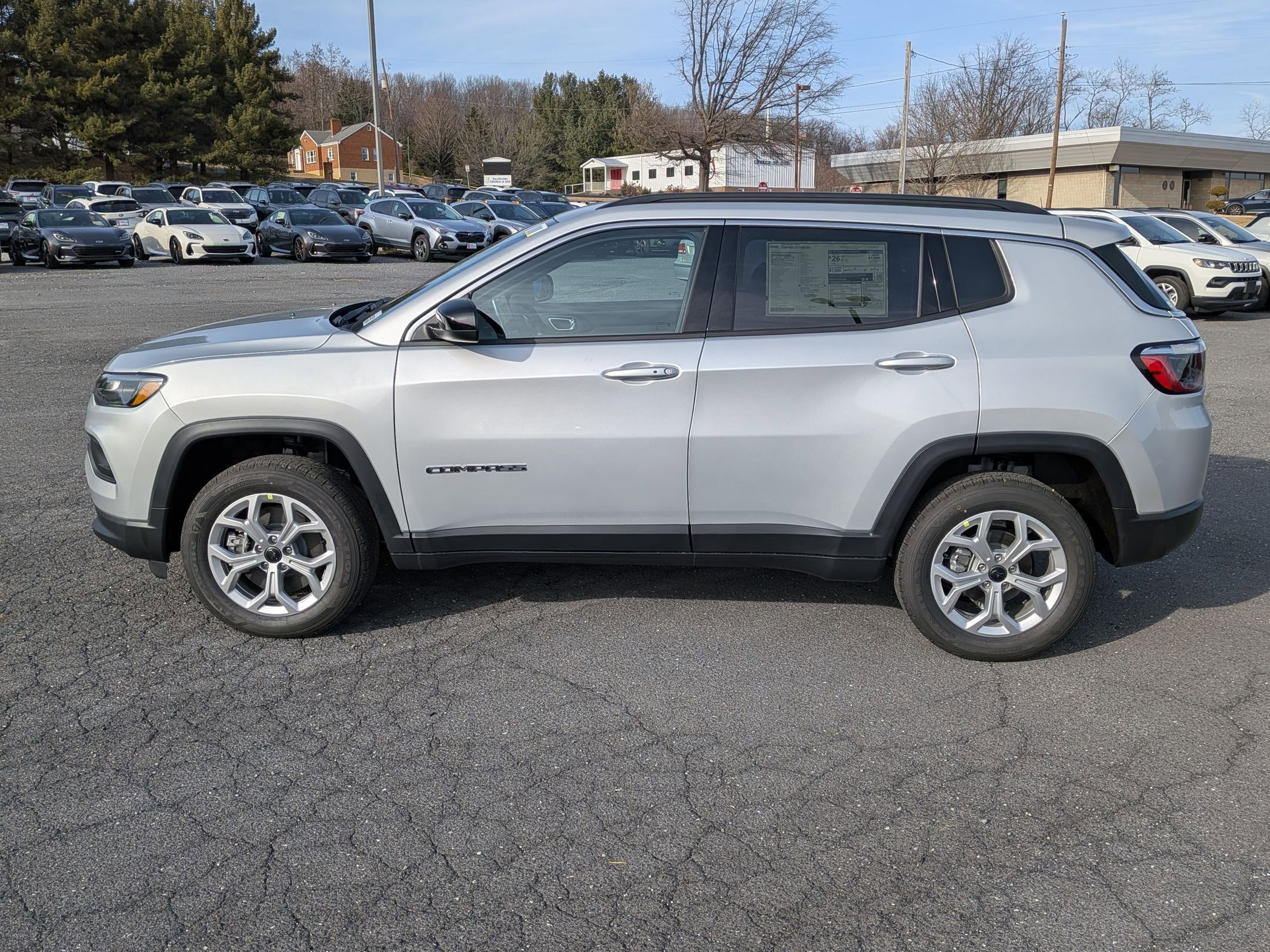 New 2026 Jeep Compass Latitude image 8