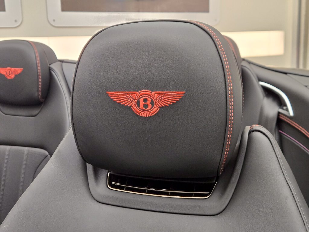 New 2025 Bentley Continental GTC AWD/4WD image 32