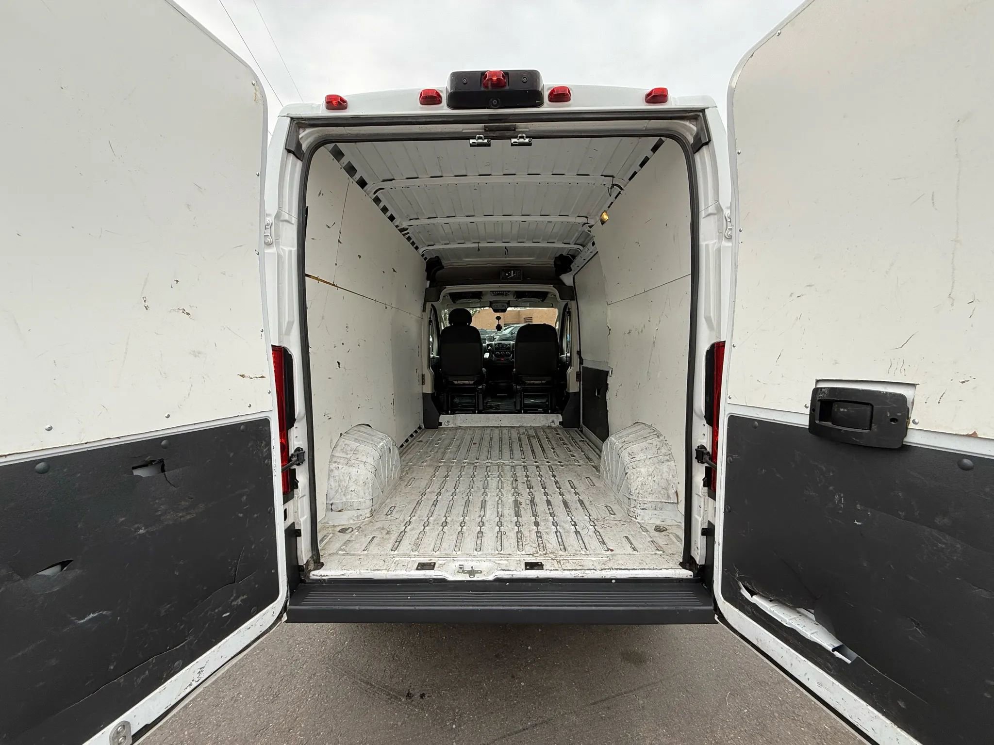 Used 2018 RAM ProMaster 2500 image 16