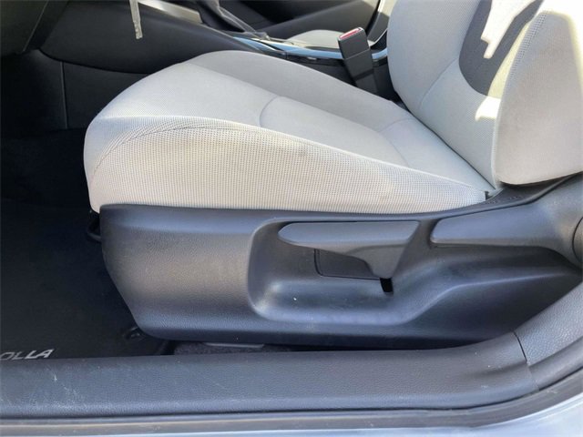 Used 2020 Toyota Corolla LE image 20