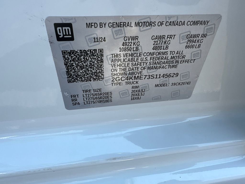 Used 2025 Chevrolet Silverado 2500 Custom w/ Custom Value Package AWD/4WD image 33