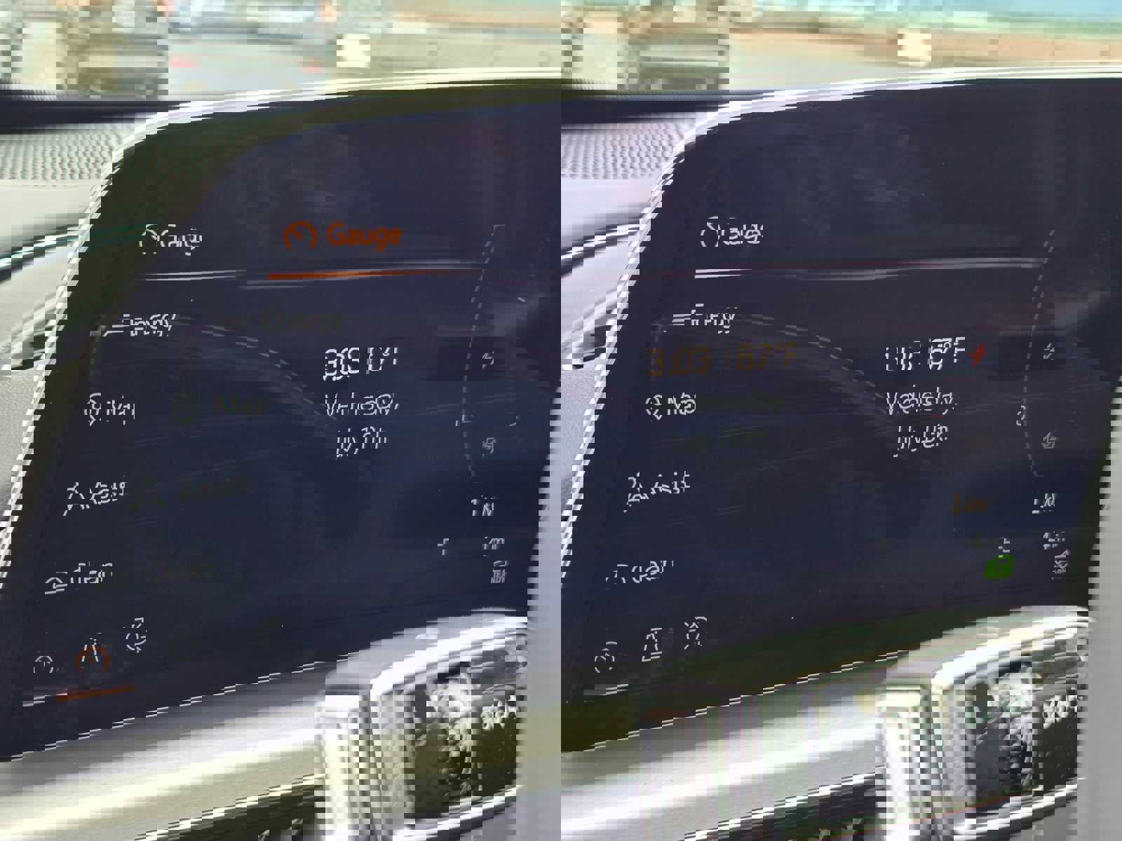 New 2024 Cadillac Lyriq Sport RWD image 39