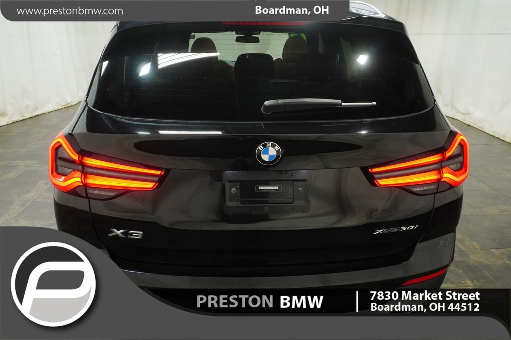 Used 2023 BMW X3 xDrive30i w/ Convenience Package AWD/4WD image 4