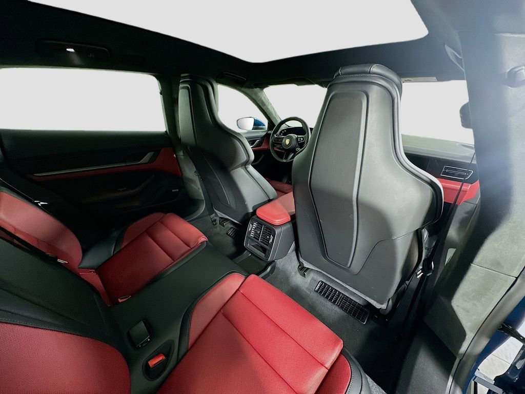 New 2026 Porsche Taycan 4S AWD/4WD image 30